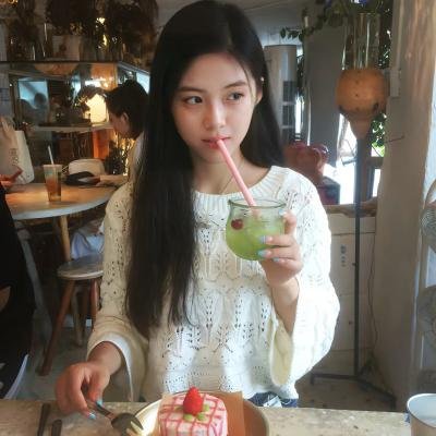 红衣少女